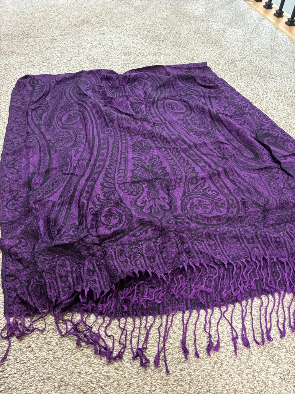 Purple Paisley Fringe Scarf - Picture 5 of 5